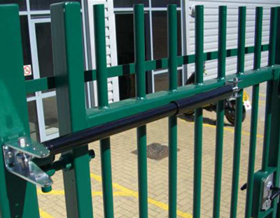 gate closers gate closing systems